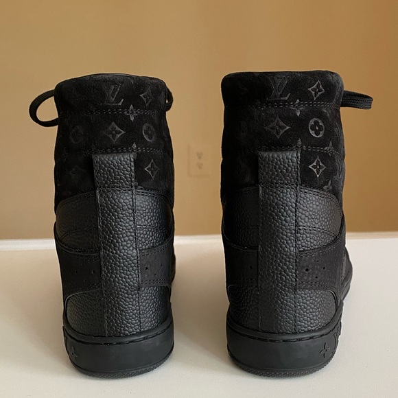Excellent Louis Vuitton Ankle Boots - Picture 3 of 15